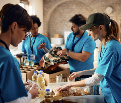 Estas organizaciones proporcionaron 1.700 millones de comidas y mitigaron casi 2 millones de toneladas métricas de CO2 equivalente. Organizaciones proporcionaron 1.700 millones de comidas y mitigaron casi 2 millones de toneladas métricas de CO2 equivalente.